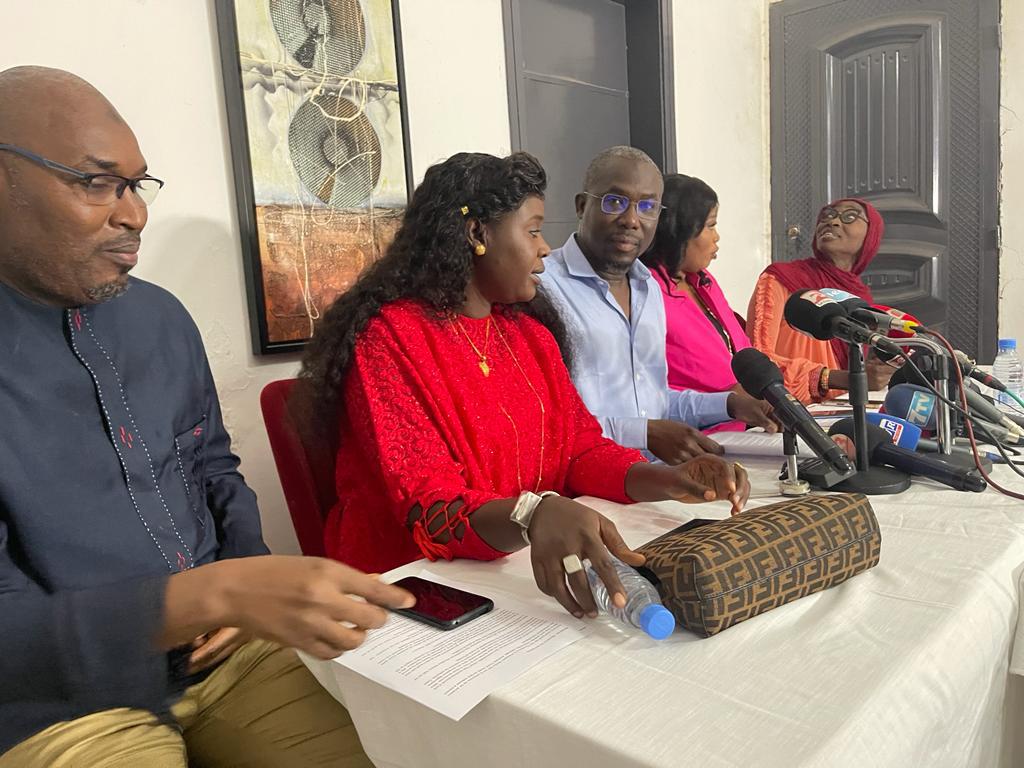 Réplique à Mimi Toure des Députés BBY Awa Gueye, Anyeu Mbengue, Amy Ndiaye Ngiby,Abdoul Aziz Diop et Adama Adus Fall réseaux d’enseignants BBY