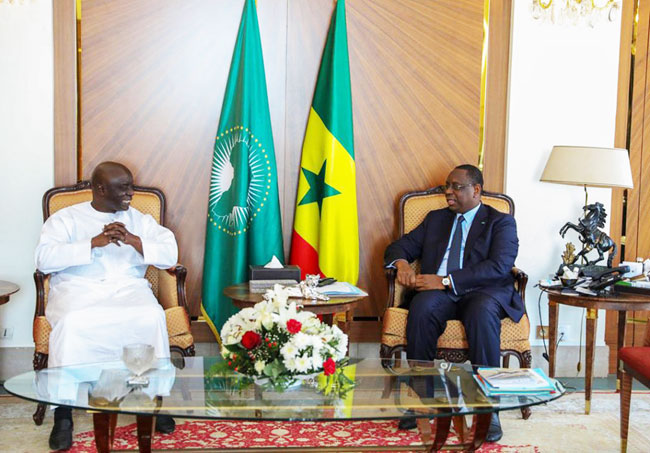 IDRISSA SECK PRESSENTI À LA PRIMATURE !