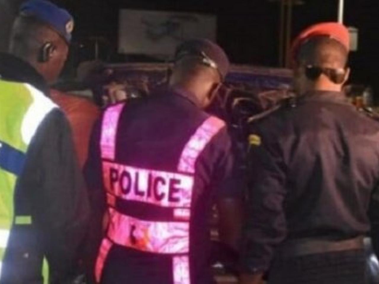 LA POLICE NETTOIE CERTAINES ZONES CRIMOGENES ET INTERPELLE 737 INDIVIDUS EN UNE NUIT