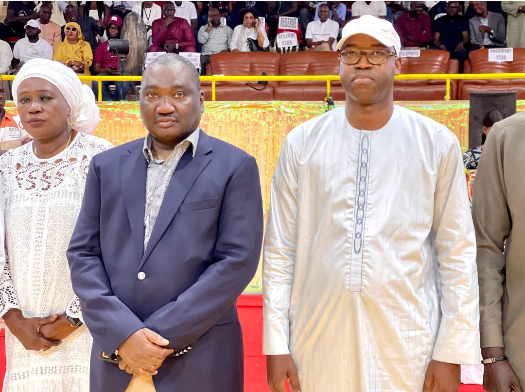 Le ministre des sports Yankhoba Diatara a présidé la finale coupe du Sénégal de basket homme…