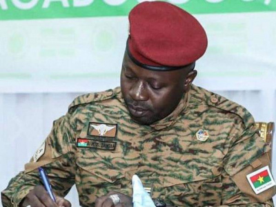 Damiba démissionne après la médiation des hommes réligieux et communautaires pour éviter les dégats.