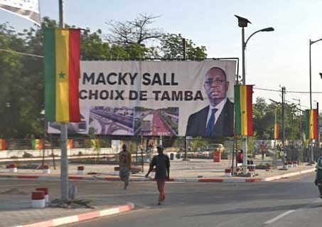 Tambacounda, 26 déc (Ledakarois221)– Les préparatifs de l’accueil du président de la République et des membres du gouvernement.