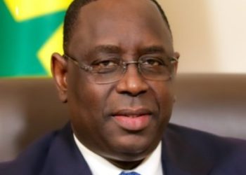 Les flottes de guerre de Macky Sall l&rsquo;investissent en 2024 et essaient de le contraindre dans le déshonneur.