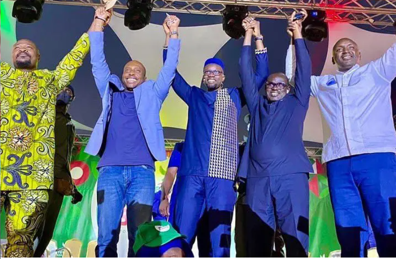 Cérémonie de présentation des vœux du nouvel an au palais présidentiel : le groupe parlementaire Yewwi crache sur l’invitation de Macky