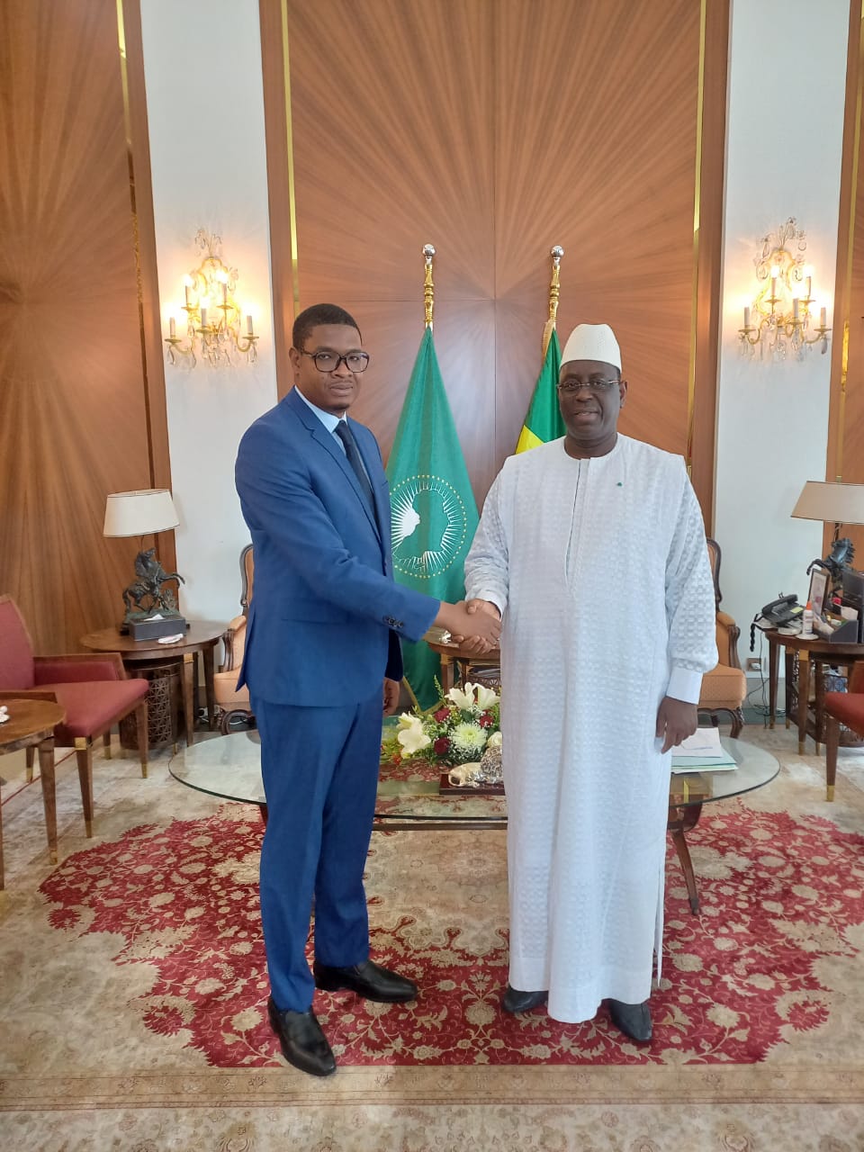 A l&rsquo;image du mercure, le seul métal qui peut se liquéfier à la température ambiante, notre engagement pour soutenir le Président de la République, Macky Sall est caractérisé de la solidité du métal et de la fluidité de l&rsquo;eau. ( Par Dr. Mohamed Diallo)