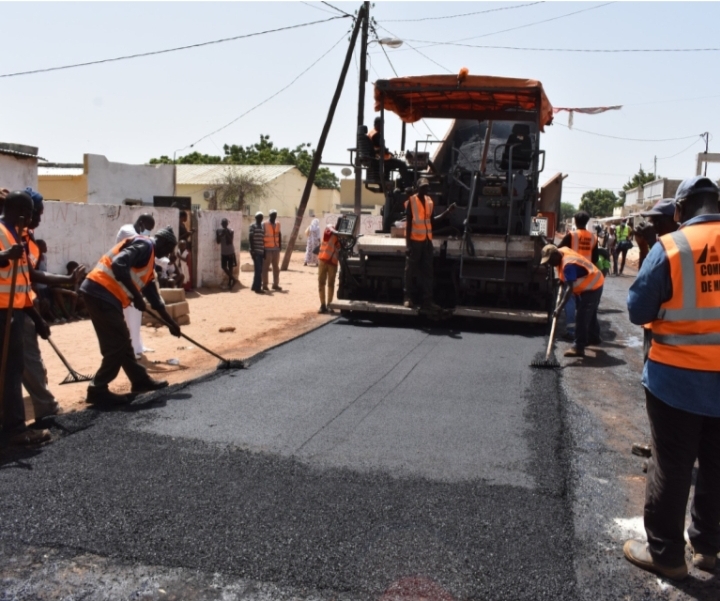 Gandiaye – lancement des travaux d’infrastructures routières : le FERA investit près d’un milliard