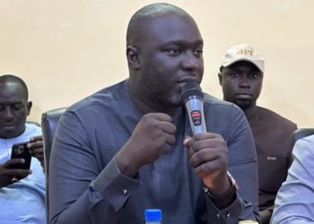 Sedhiou-Visite du Ministre de Commerce, de la Consommation et des PME de l&rsquo;entrepôt de Stockage