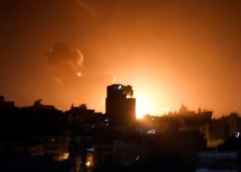 Missiles israéliens contre roquettes palestiniennes dans la nuit de Gaza