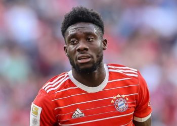 Alphonse Davis:  » J’ai probablement cinq amis ».