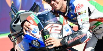 MotoGP: Bagnaia chute à nouveau, Álex Rins remporte le Grand Prix des Amériques.