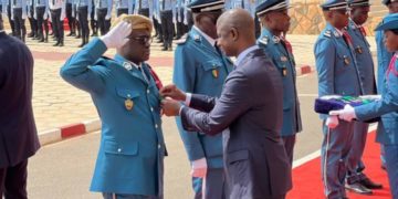 4 AVRIL / Cérémonie de décoration : Des éléments de la police nationale honorés par le ministre de l’Intérieur Antoine Felix Diome
