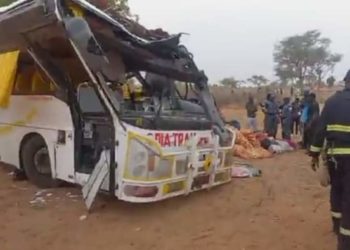 Louga: Cinq morts dans un accident après le renversement d&rsquo;un bus