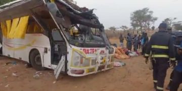 Louga: Cinq morts dans un accident après le renversement d&rsquo;un bus