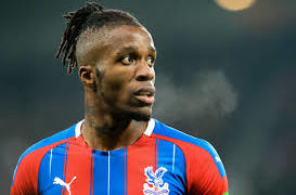 À 30 ans, et libre le 30 juin prochain, Zaha affole le mercato estival.