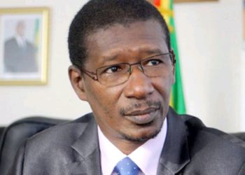 PR MARY TEUW NIANE « Le droit et le devoir de s’opposer pacifiquement « 