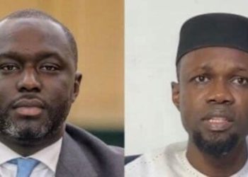 Abdou Karim Fofana dézingue encore Ousmane Sonko et prie pour que « le Tout-Puissant l’aide à soigner sa mythomanie »