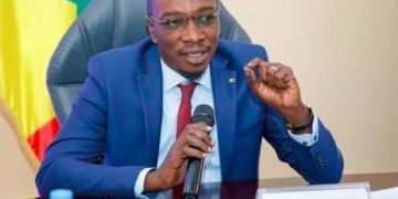 Crise à La Poste, le ministre Moussa Bocar Thiam recadre le débat: « il n’est pas question de licenciement des agents… ceux qui veulent partir…»
