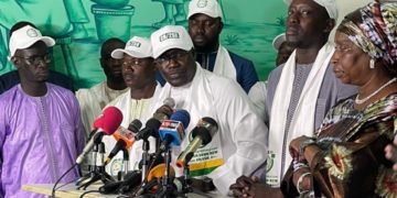 Situation politique nationale : La coalition républicaine Samm Sunu Rew (CR/2SR) accuse Yewwi Askan Wi et Pastef