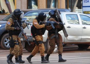 OUGANDA: UN BILAN DE 37 MORTS DANS UNE ATTAQUE JIHADISTE CONTRE UN LYCÉE