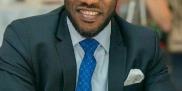 Nigeria: l&rsquo;ancien joueur de football Jay Jay Okocha nommé ministre des Sports, de la Jeunesse et du Développement du Nigeria…