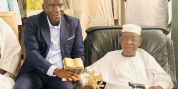 LE GRAND PRIX DU CHEF DE L’ETAT POUR LES LETTRES DÉCERNÉ À L’ÉCRIVAIN, CHEIKH HAMIDOU KANE