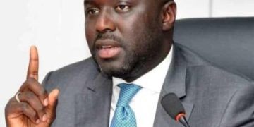 Abdou Karim Fofana à Sonko : « Un opposant doit avoir la dignité de faire face à ses responsabilités… »