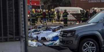 Afrique du Sud : Au moins 73 m0rts dans un incendie à Johannesburg.