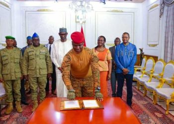 INTERNATIONAL: L’armée burkinabè prête à intervenir au Niger contre la Cedeao