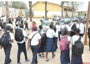 Rentrée scolaire : A quelques jours de l&rsquo;ouverture des classes, fixée pour le 03 octobre, plusieurs établissement de la banlieue pataugent encore dans les eaux