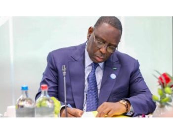 POLITIQUE-Gouvernement : Macky Sall arrête la date du remaniement