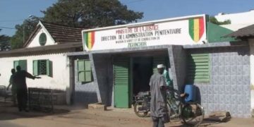 Ziguinchor : 150 prisonniers entament une grève de faim