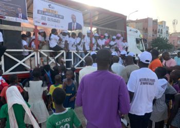 LES LINGUERES DU DG ABDOU KHAFOR TOURE SENSIBILISENT SUR LE CANCER.