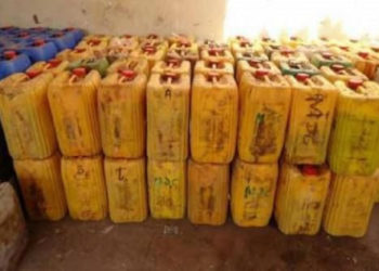 La Subdivision des Douanes de Dakar-Extérieur saisit 146 000 litres de carburant